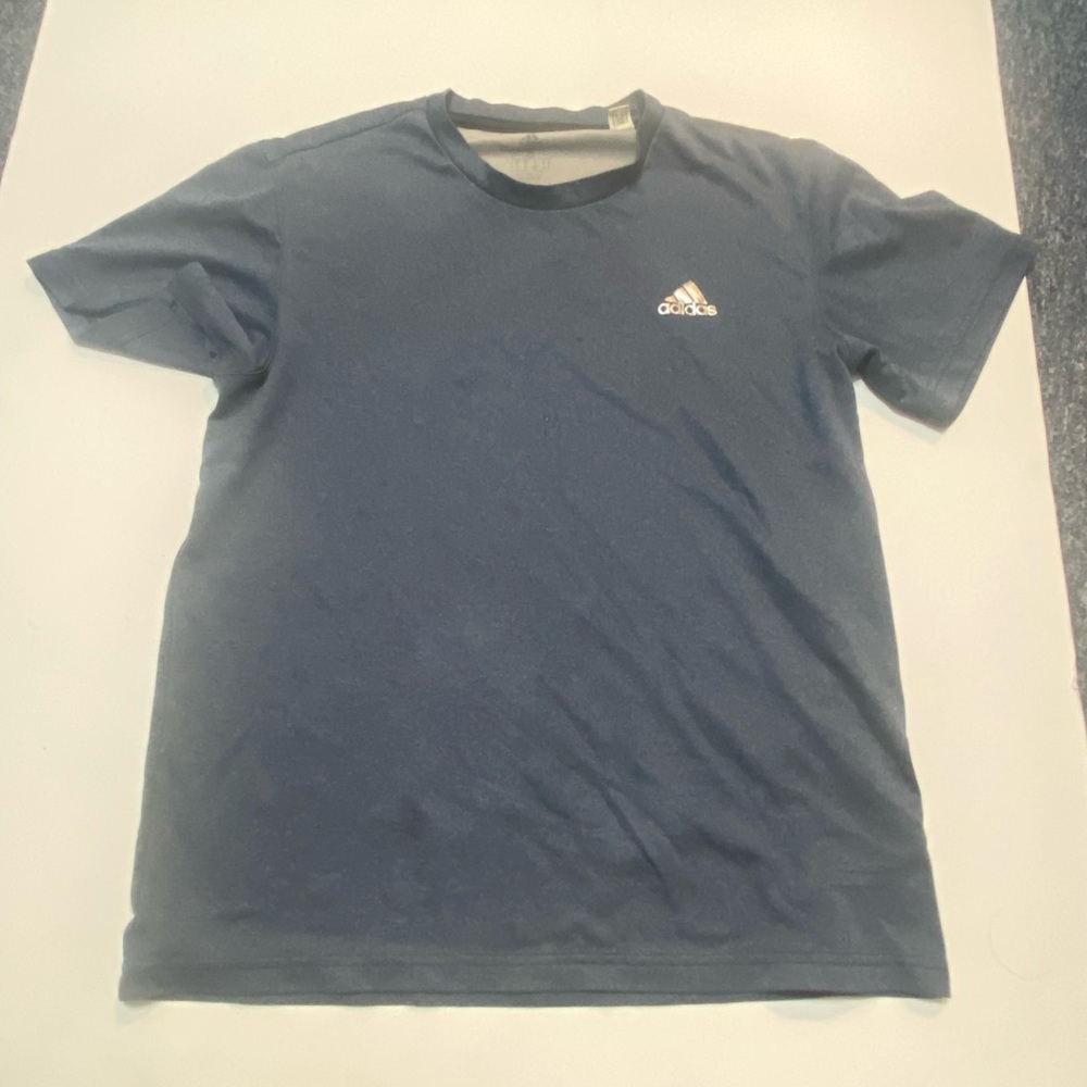 Adidas t-shirt